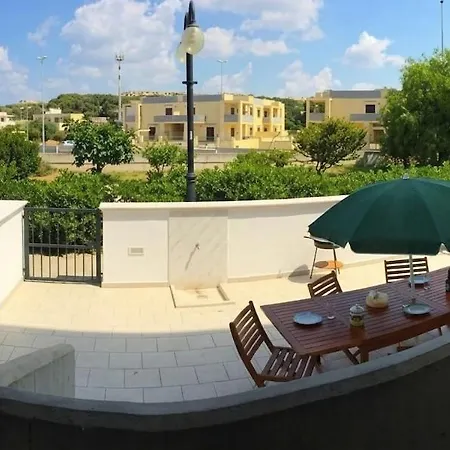 Il Tuo Hub A Gallipoli, Mare E Movida A Un Passo 갈리폴리